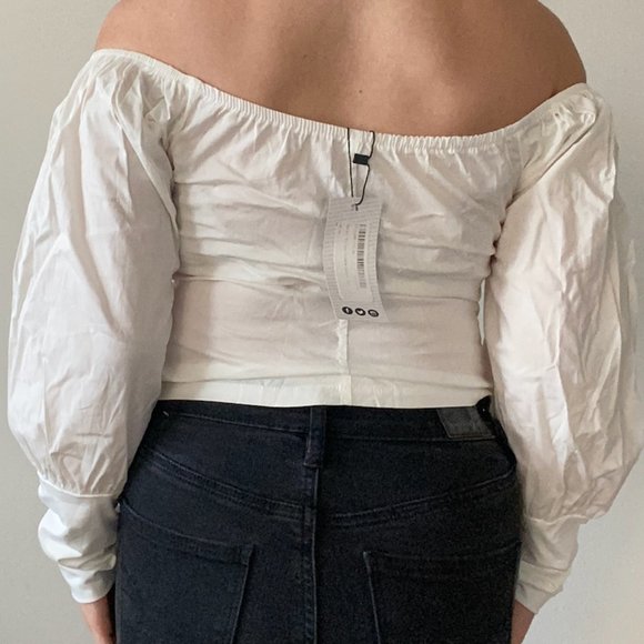 Brigitte Bardot Long-Sleeve Top - Picture 2 of 2